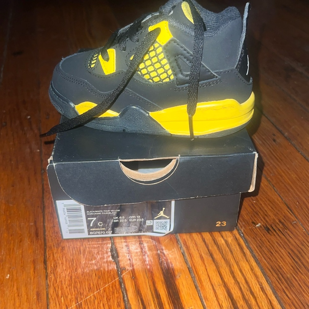 Jordan 4